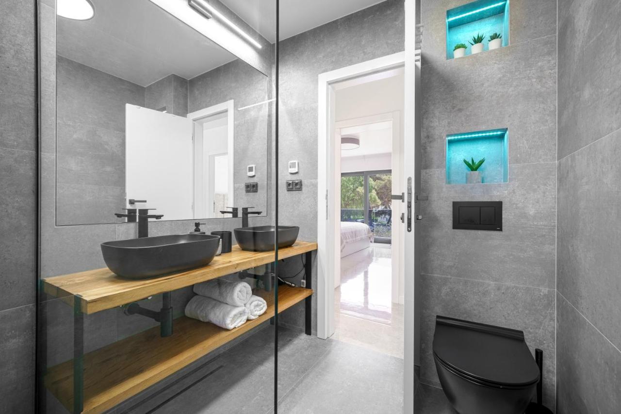 Villa Gray Tribunj  Luaran gambar