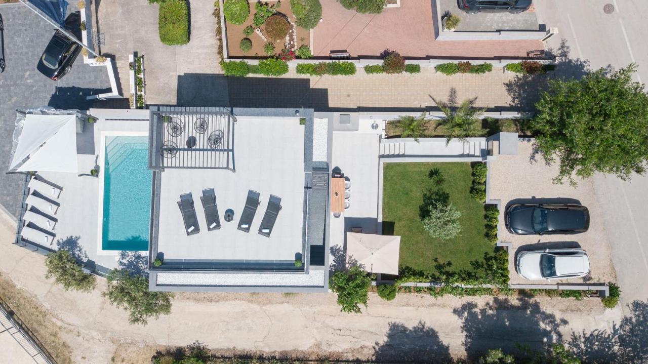 Villa Gray Tribunj  Luaran gambar